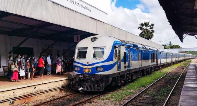 කොළඹ - කන්කසන්තුරේ දුම්රිය ගමන් යළි ඇරඹේ